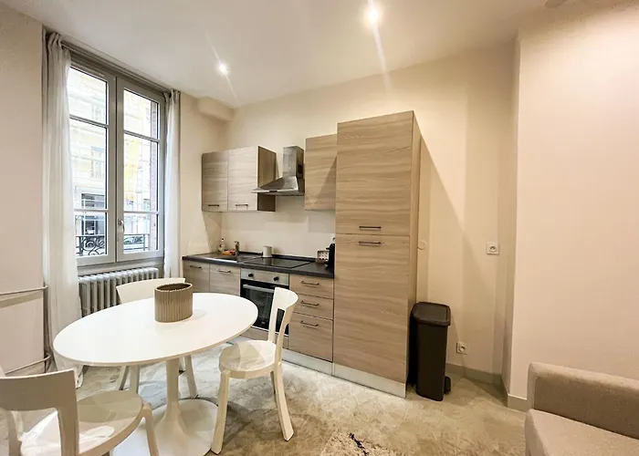 Onniix Lyon